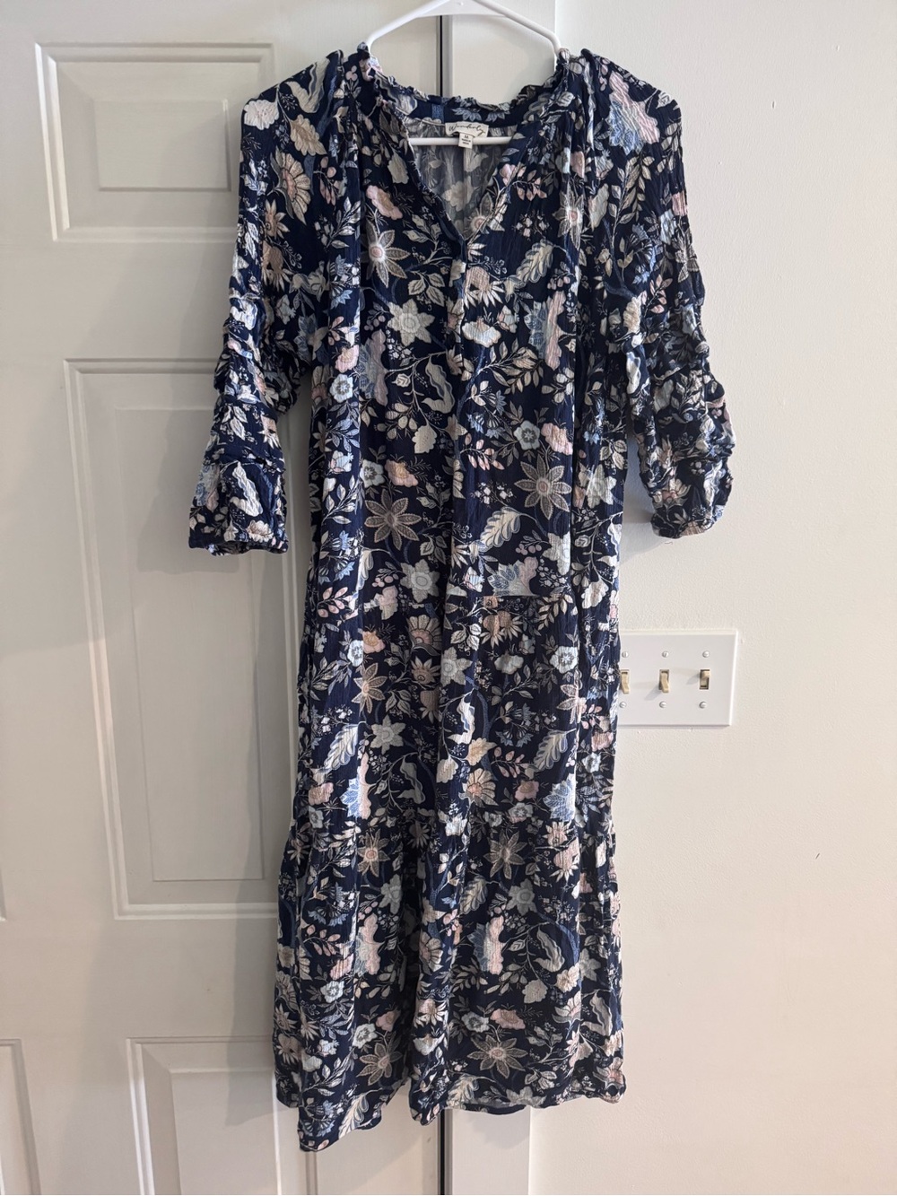 Women's Navy Floral Midi Dress